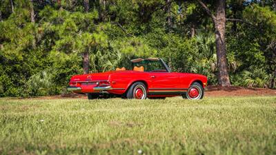 1968 Mercedes Benz 250SL SL   - Photo 14 - Boca Raton, FL 33432
