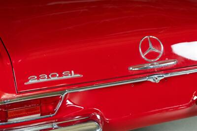 1966 Mercedes Benz 230SL SL   - Photo 33 - Boca Raton, FL 33432