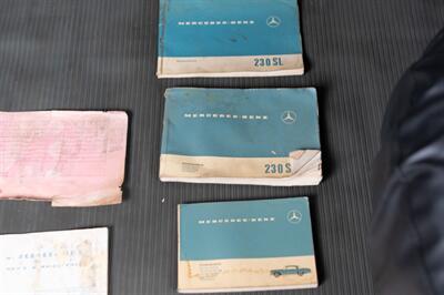 1966 Mercedes Benz 230SL SL   - Photo 60 - Boca Raton, FL 33432