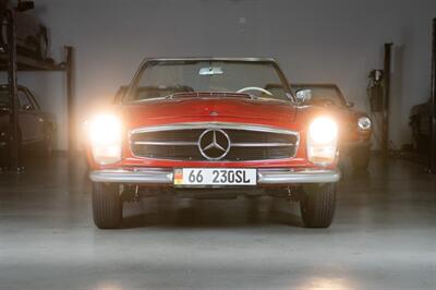 1966 Mercedes Benz 230SL SL   - Photo 9 - Boca Raton, FL 33432