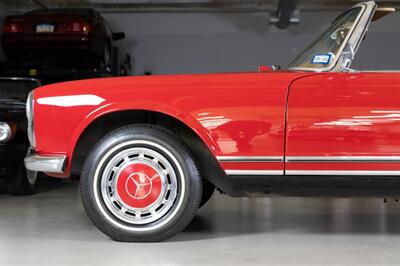 1966 Mercedes Benz 230SL SL   - Photo 19 - Boca Raton, FL 33432
