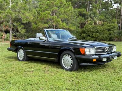 1989 Mercedes-Benz 560 SL   - Photo 2 - Boca Raton, FL 33432