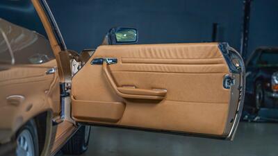 1986 Mercedes-Benz 560 SL   - Photo 33 - Boca Raton, FL 33432