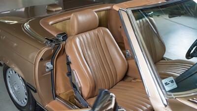 1986 Mercedes-Benz 560 SL   - Photo 46 - Boca Raton, FL 33432