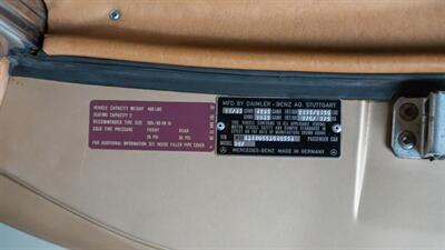 1986 Mercedes-Benz 560 SL   - Photo 48 - Boca Raton, FL 33432