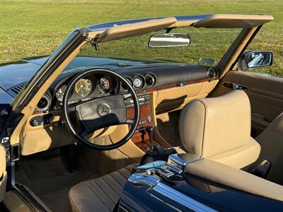 1989 Mercedes-Benz 560 SL   - Photo 16 - Boca Raton, FL 33432