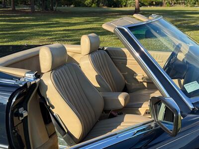 1989 Mercedes-Benz 560 SL   - Photo 24 - Boca Raton, FL 33432