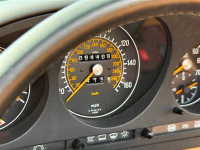 1989 Mercedes-Benz 560 SL   - Photo 15 - Boca Raton, FL 33432