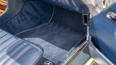 1988 Mercedes-Benz 560 SL   - Photo 32 - Boca Raton, FL 33432