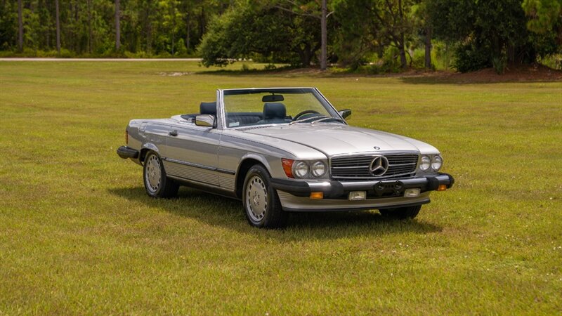 1988 Mercedes-Benz 560 SL   - Photo 1 - Boca Raton, FL 33432