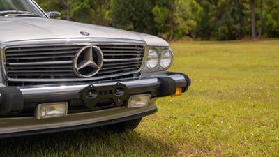 1988 Mercedes-Benz 560 SL   - Photo 18 - Boca Raton, FL 33432