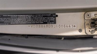 1988 Mercedes-Benz 560 SL   - Photo 39 - Boca Raton, FL 33432