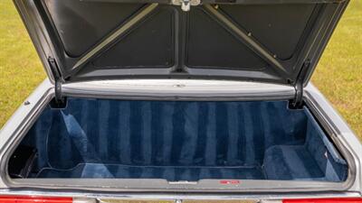 1988 Mercedes-Benz 560 SL   - Photo 33 - Boca Raton, FL 33432