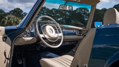 1970 Mercedes Benz 280SL SL   - Photo 21 - Boca Raton, FL 33432