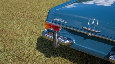 1970 Mercedes Benz 280SL SL   - Photo 18 - Boca Raton, FL 33432