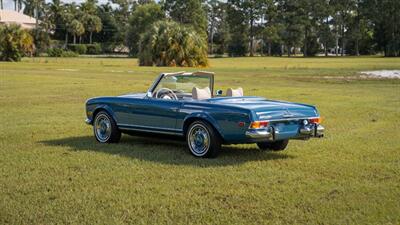 1970 Mercedes Benz 280SL SL   - Photo 10 - Boca Raton, FL 33432