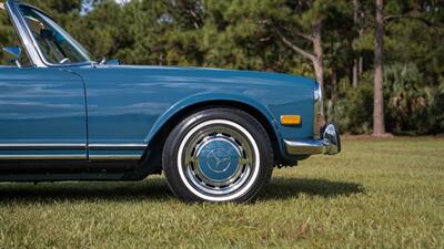 1970 Mercedes Benz 280SL SL   - Photo 15 - Boca Raton, FL 33432