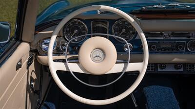 1970 Mercedes Benz 280SL SL   - Photo 22 - Boca Raton, FL 33432
