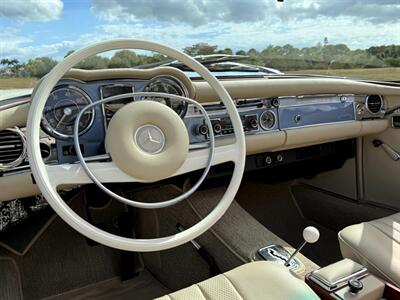 1971 Mercedes Benz 280SL SL   - Photo 12 - Boca Raton, FL 33432