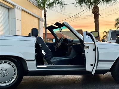 1987 Mercedes-Benz 560 SL - Photo 21 - Boca Raton, FL 33432