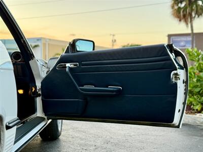 1987 Mercedes-Benz 560 SL - Photo 23 - Boca Raton, FL 33432