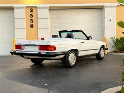 1987 Mercedes-Benz 560 SL - Photo 9 - Boca Raton, FL 33432