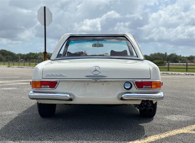 1968 Mercedes-Benz SL   - Photo 11 - Boca Raton, FL 33432