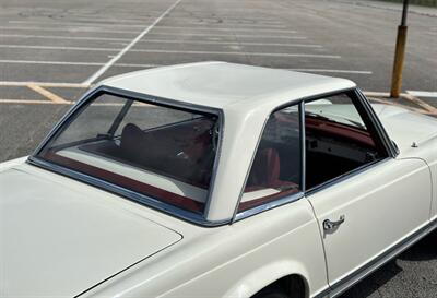 1968 Mercedes-Benz SL   - Photo 17 - Boca Raton, FL 33432