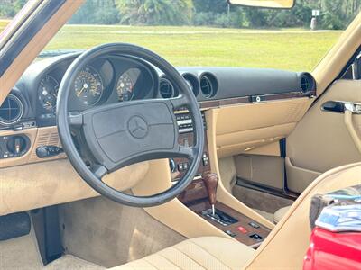 1989 Mercedes-Benz 560 SL   - Photo 17 - Boca Raton, FL 33432