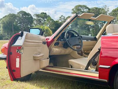 1989 Mercedes-Benz 560 SL   - Photo 11 - Boca Raton, FL 33432