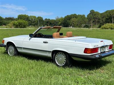 1988 Mercedes-Benz 560 SL   - Photo 10 - Boca Raton, FL 33432