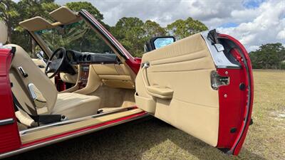 1989 Mercedes-Benz 560 SL   - Photo 16 - Boca Raton, FL 33432