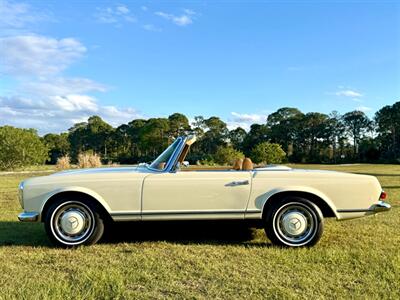 1969 Mercedes Benz 280SL SL   - Photo 7 - Boca Raton, FL 33432