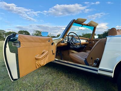 1969 Mercedes Benz 280SL SL   - Photo 12 - Boca Raton, FL 33432