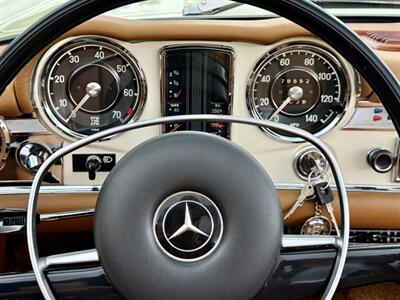 1969 Mercedes Benz 280SL SL   - Photo 17 - Boca Raton, FL 33432