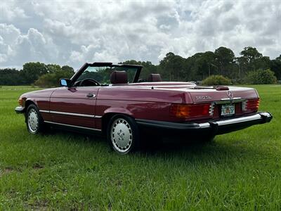 1989 Mercedes-Benz 560 SL   - Photo 9 - Boca Raton, FL 33432