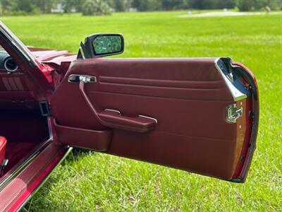 1989 Mercedes-Benz 560 SL   - Photo 23 - Boca Raton, FL 33432