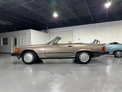 1989 Mercedes-Benz 560 SL   - Photo 11 - Boca Raton, FL 33432