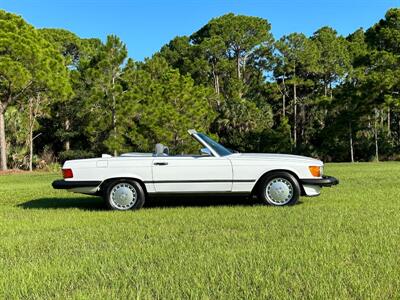 1987 Mercedes-Benz 560 SL   - Photo 2 - Boca Raton, FL 33432