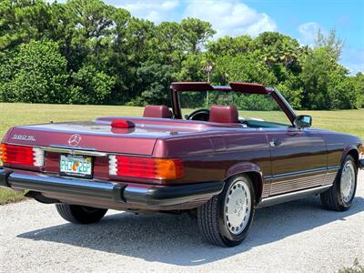 1987 Mercedes-Benz 560 SL   - Photo 12 - Boca Raton, FL 33432