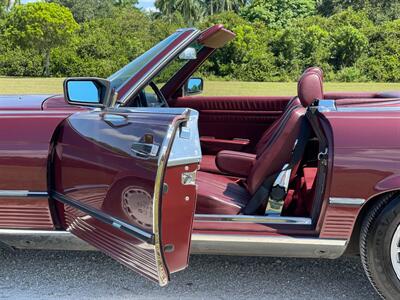 1987 Mercedes-Benz 560 SL   - Photo 13 - Boca Raton, FL 33432