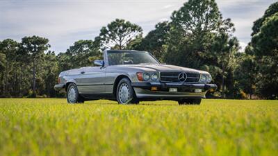 1989 Mercedes-Benz 560 SL   - Photo 3 - Boca Raton, FL 33432
