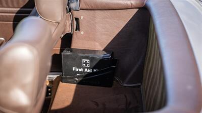 1989 Mercedes-Benz 560 SL   - Photo 28 - Boca Raton, FL 33432