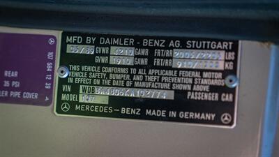1989 Mercedes-Benz 560 SL   - Photo 38 - Boca Raton, FL 33432