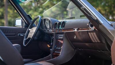 1989 Mercedes-Benz 560 SL   - Photo 21 - Boca Raton, FL 33432