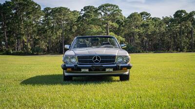 1989 Mercedes-Benz 560 SL   - Photo 4 - Boca Raton, FL 33432