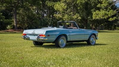 1970 Mercedes Benz 280SL SL - Photo 12 - Boca Raton, FL 33432