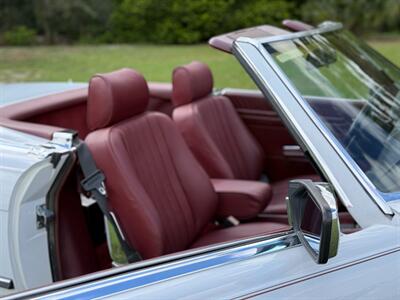 1988 Mercedes-Benz 560 SL   - Photo 23 - Boca Raton, FL 33432