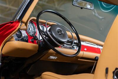 1971 Mercedes Benz 280SL SL   - Photo 27 - Boca Raton, FL 33432