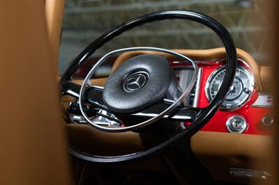 1971 Mercedes Benz 280SL SL   - Photo 32 - Boca Raton, FL 33432